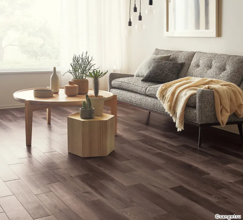 HM12071 – Dusk Oak (2024-2027 Home Floor)