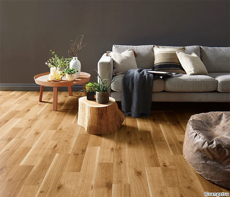 HM12115 – Natural Oak (2024-2027 Home Floor)