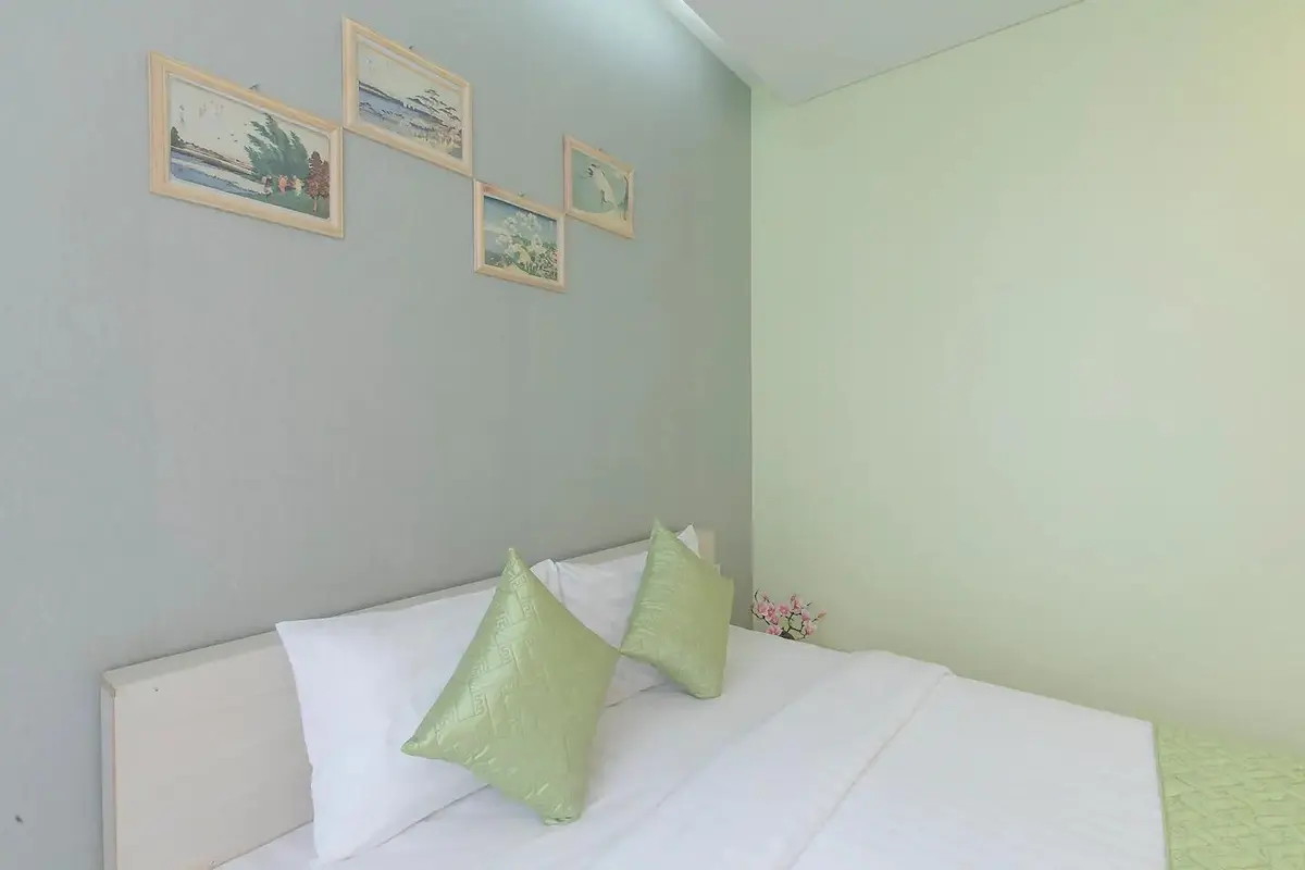 Thi công giấy dán tường - Film dán kính - Tòa nhà Apartment Quận 1